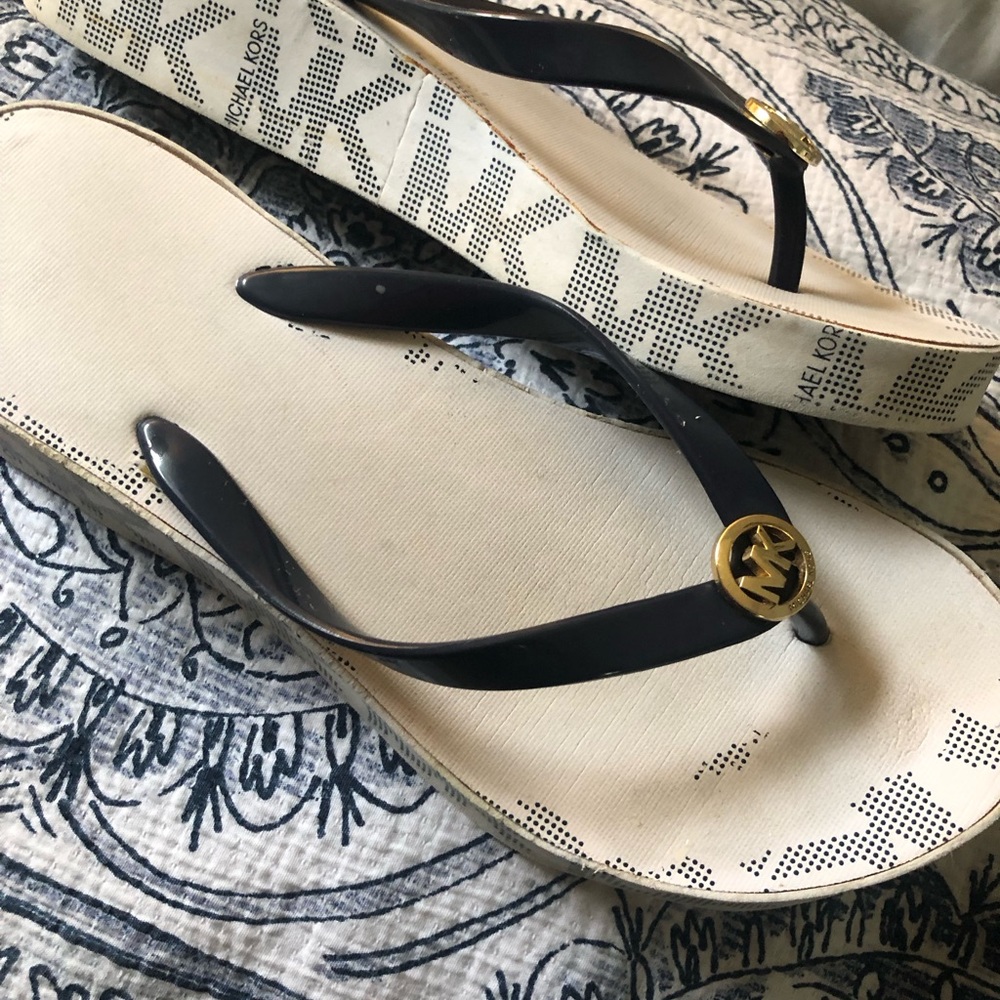 Mk Michael Kors Stacked Flip Flops - image 6